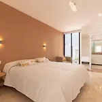 Sea Breeze Callao