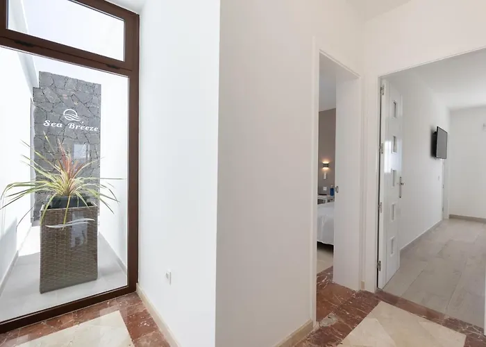 Sea Breeze Callao Villa