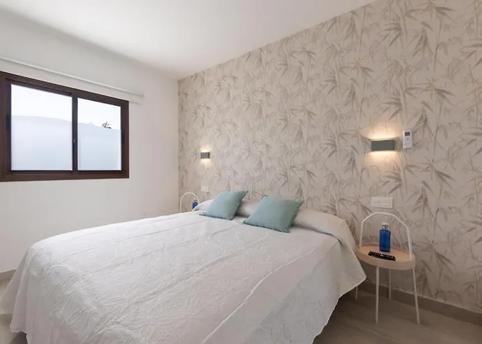 Sea Breeze Callao וילה פלאיה בלנקה