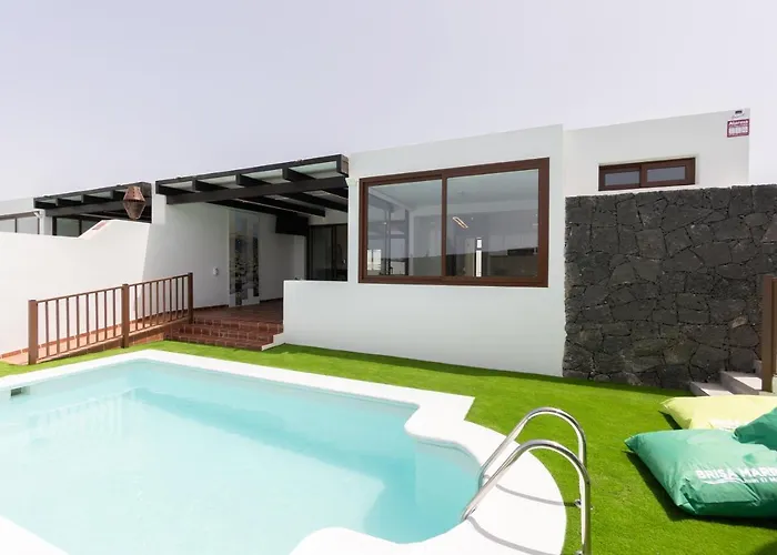 فيلة Sea Breeze Callao